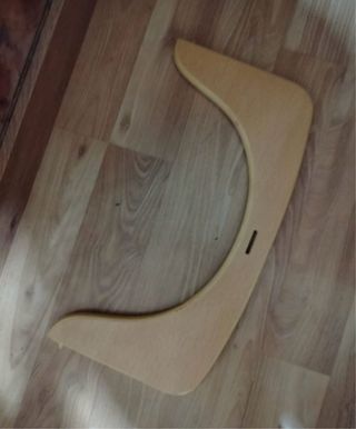 Trona de madera