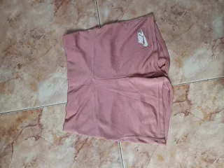 Pantalones cortos Nike rosas