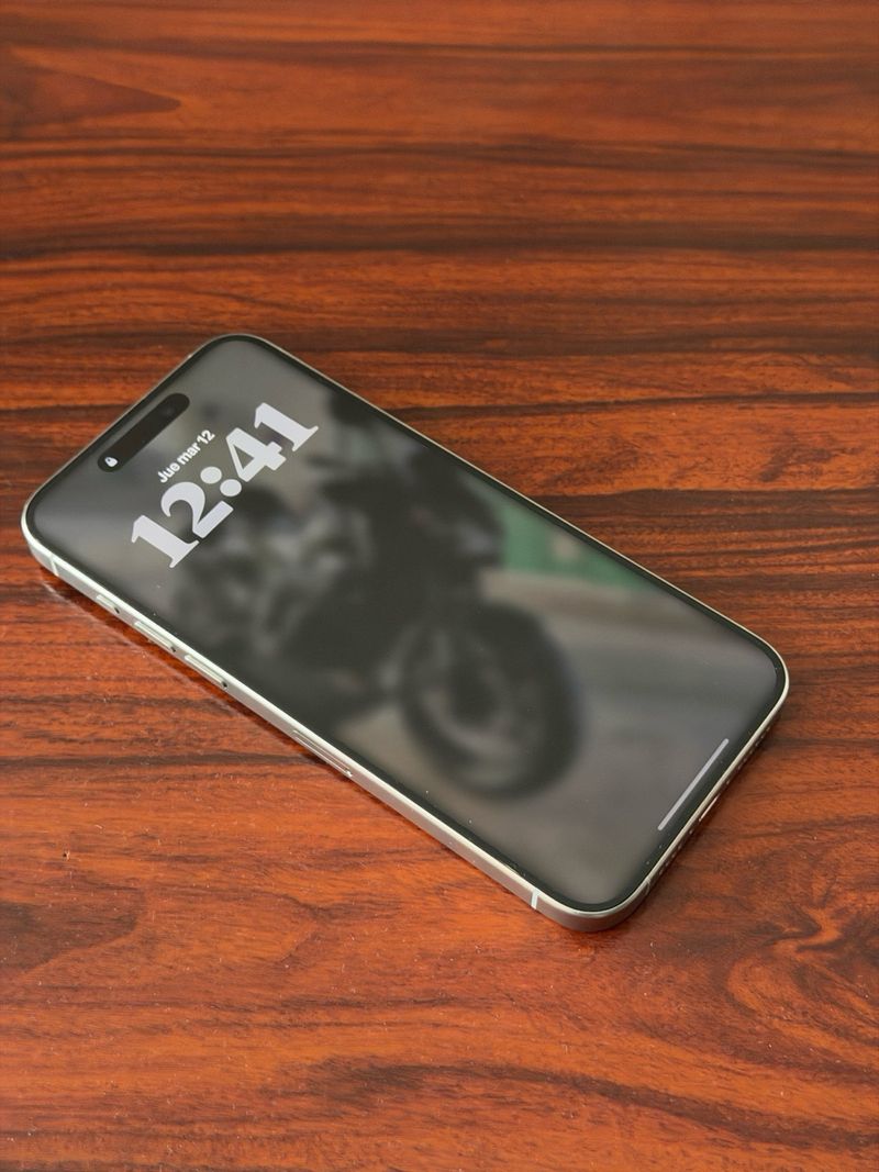 iPhone 15 Pro Max Blanco 256GB afbeelding 2