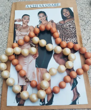 Collane vintage perle arancioni e beige