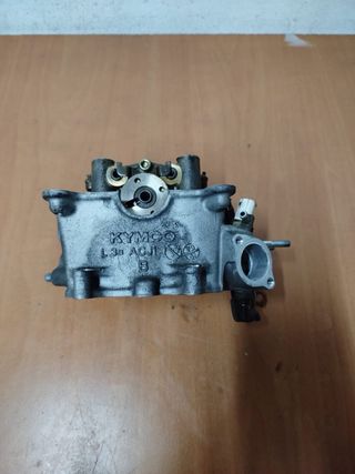 Culata Kymco Superdink 125.