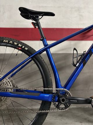 Bicicleta MTB BH Ultimate RC 7.0 Carbono 29