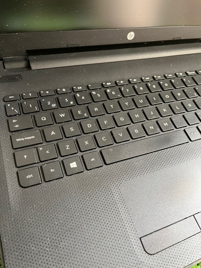 Portátil HP Negro afbeelding 2