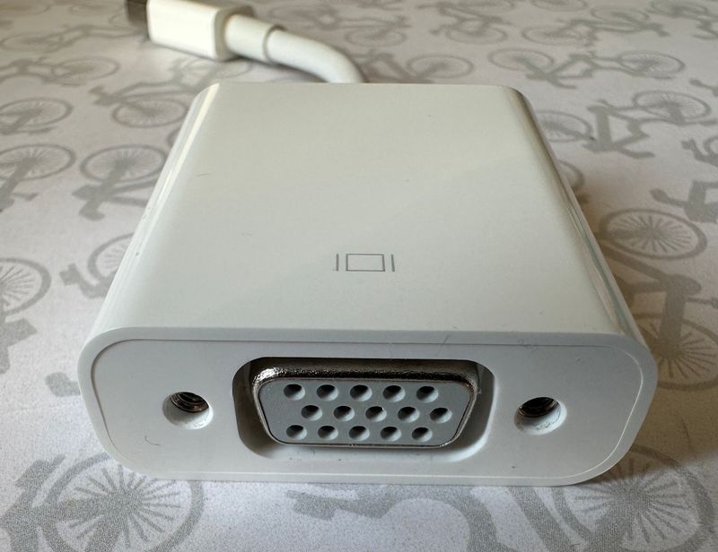 Adaptador Mini DisplayPort a VGA Apple afbeelding 4