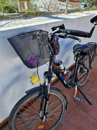 Bicicleta Eléctrica Negra