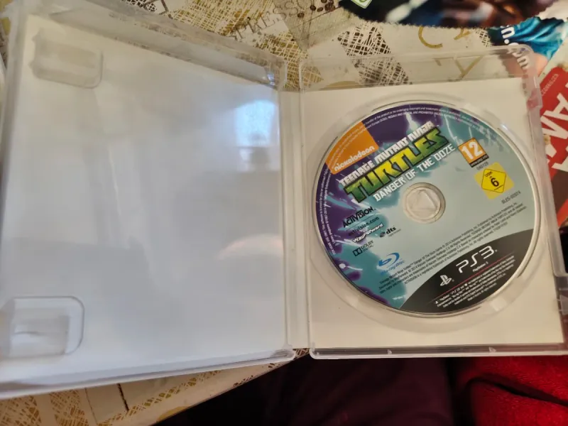 PS3 Teenage Mutant Ninja Turtles: La Amenaza del M afbeelding 2