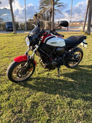 Yamaha XSR 700 A2