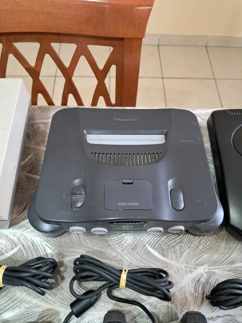 Consolas de lote Nintendo, Sega, PlayStation afbeelding 7
