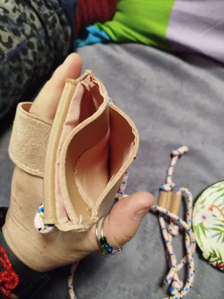 Bolso móvil de colgar con cordón y monedero gratis