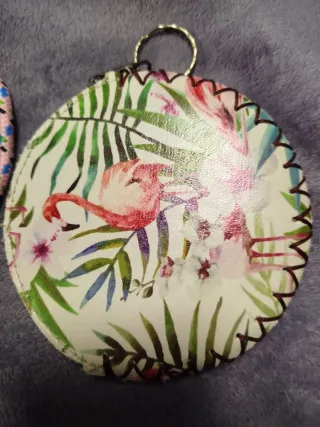 Bolso móvil de colgar con cordón y monedero gratis