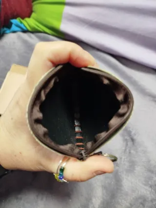 Bolso móvil de colgar con cordón y monedero gratis