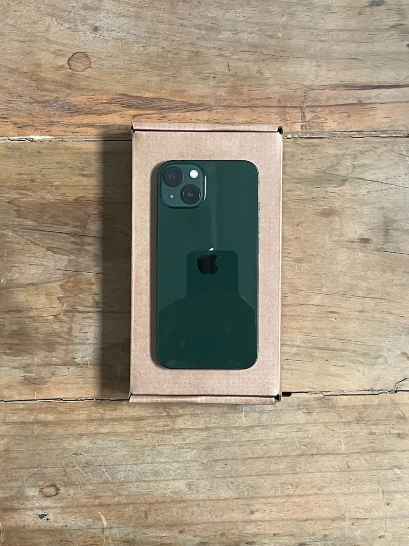 iPhone 13 GSM + CDMA afbeelding 2