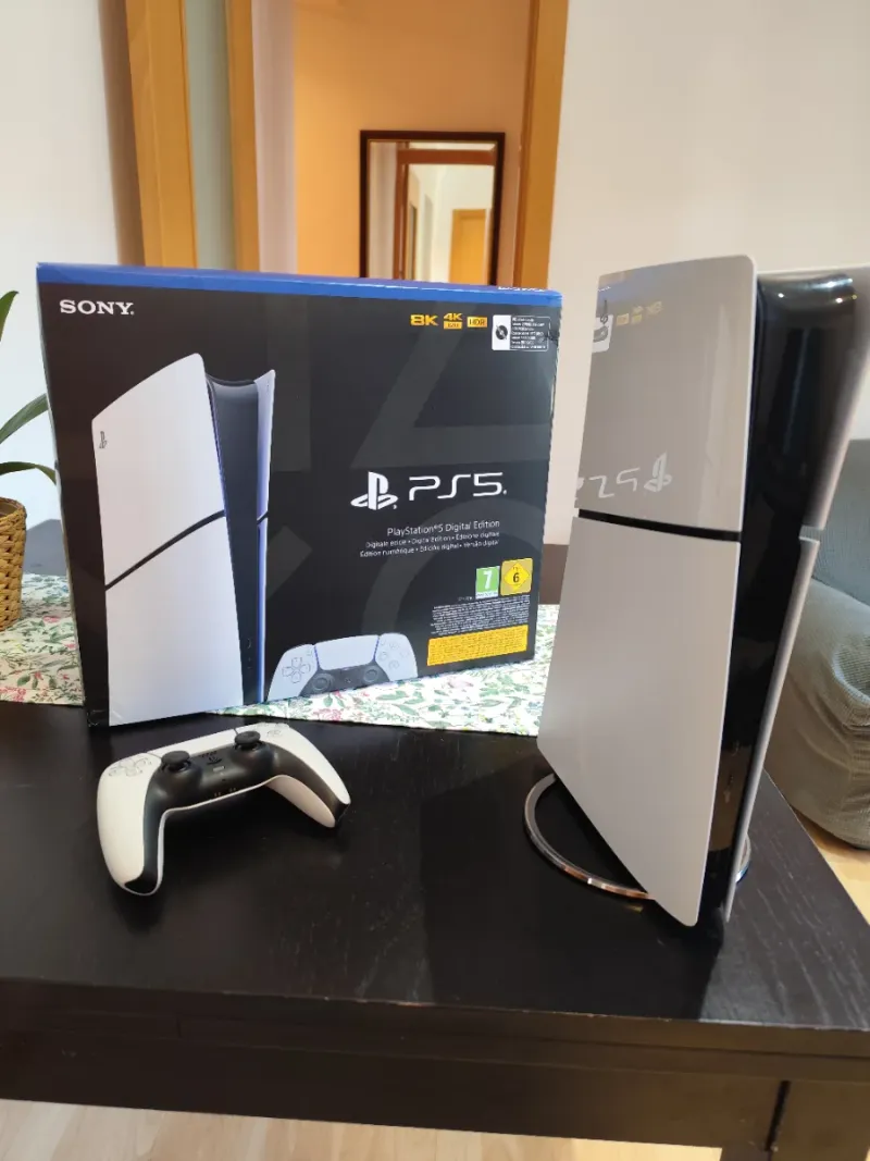 PlayStation 5 Slim Digital Edition Blanca