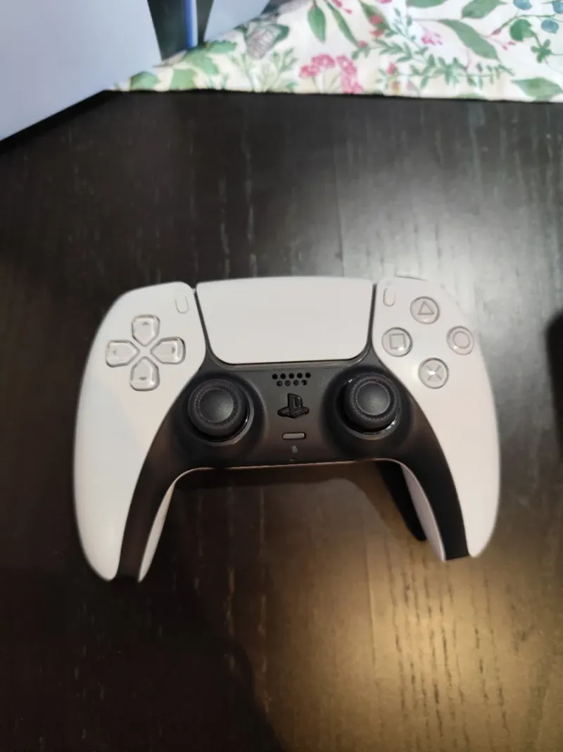 PlayStation 5 Slim Digital Edition Blanca afbeelding 3