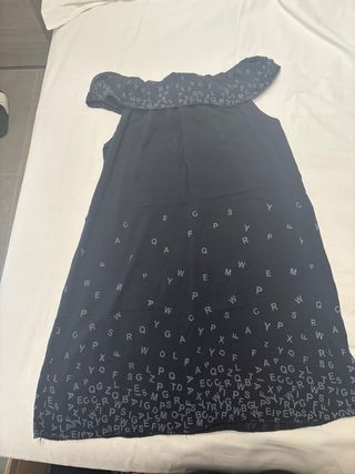 Abito blu senza spalline con stampa lettere