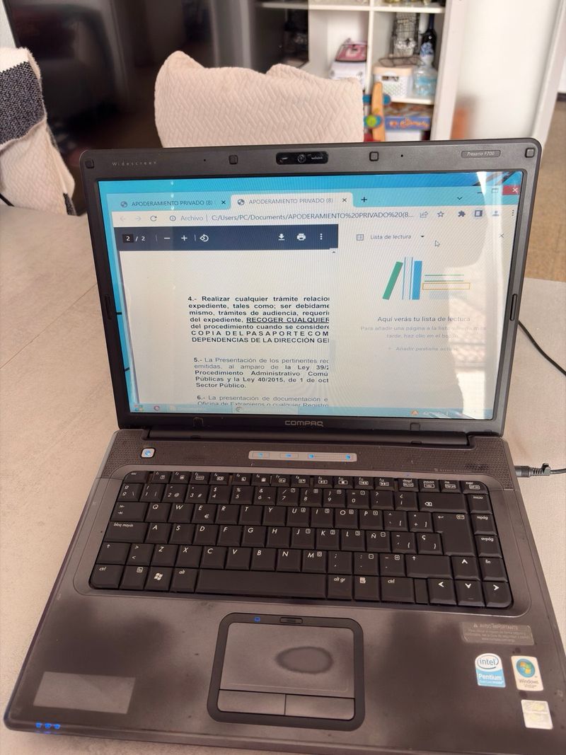 Compaq Presario C700 Laptop afbeelding 3