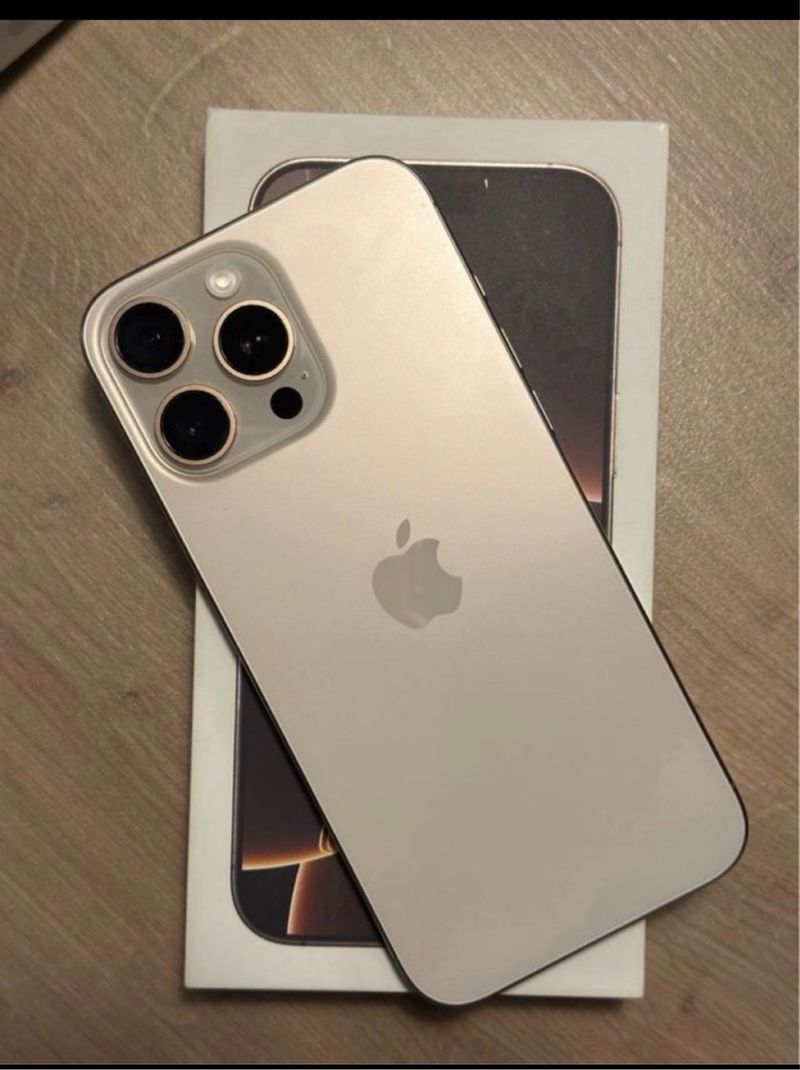 iPhone 16 Pro Max Plata
