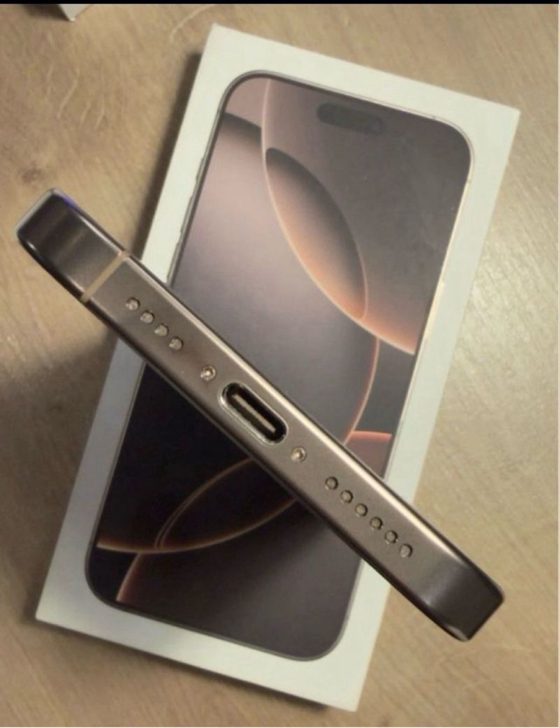 iPhone 16 Pro Max Plata afbeelding 3