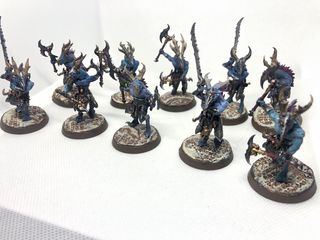 Tzaangors pintados a mano