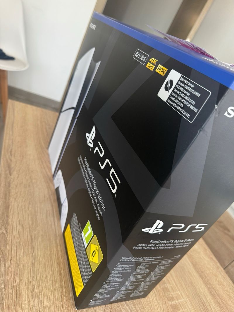 PlayStation 5 Digital Edition (PS5) afbeelding 2