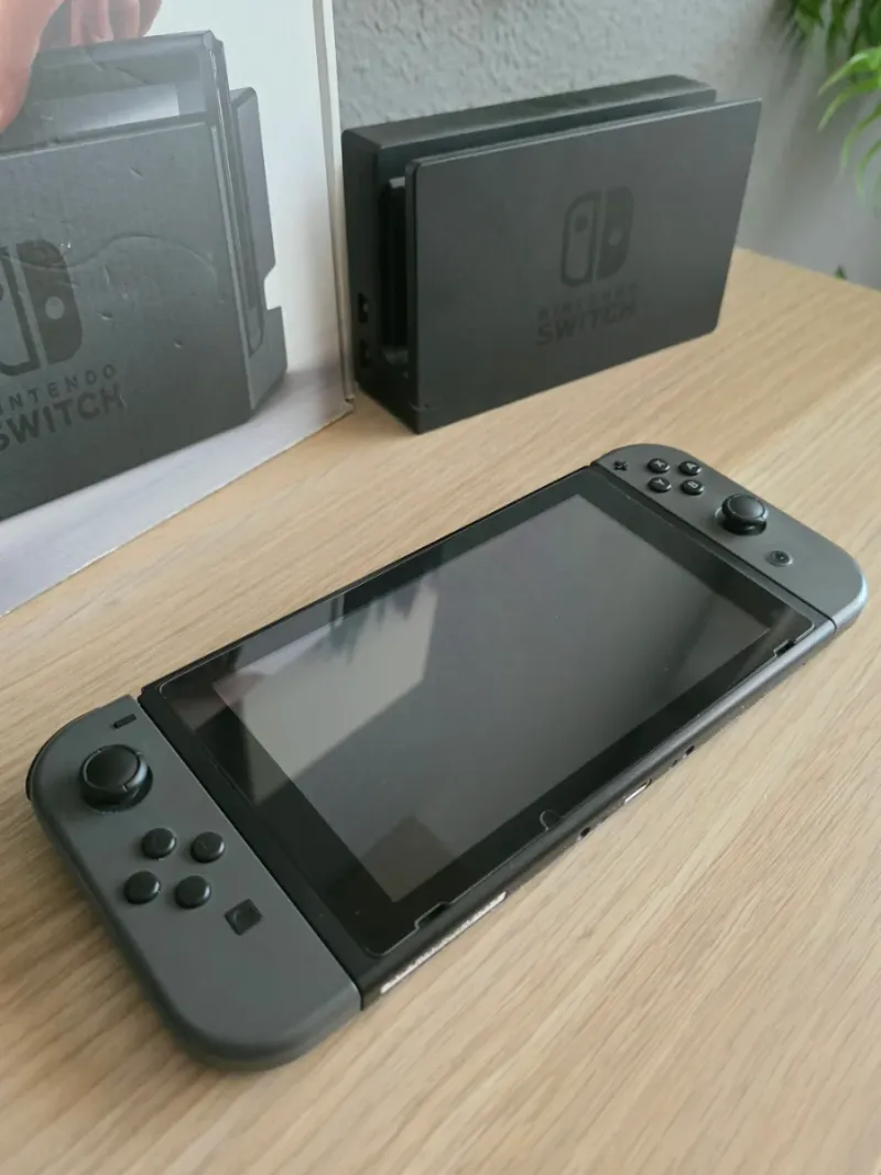 Nintendo Switch Gris V1 afbeelding 2