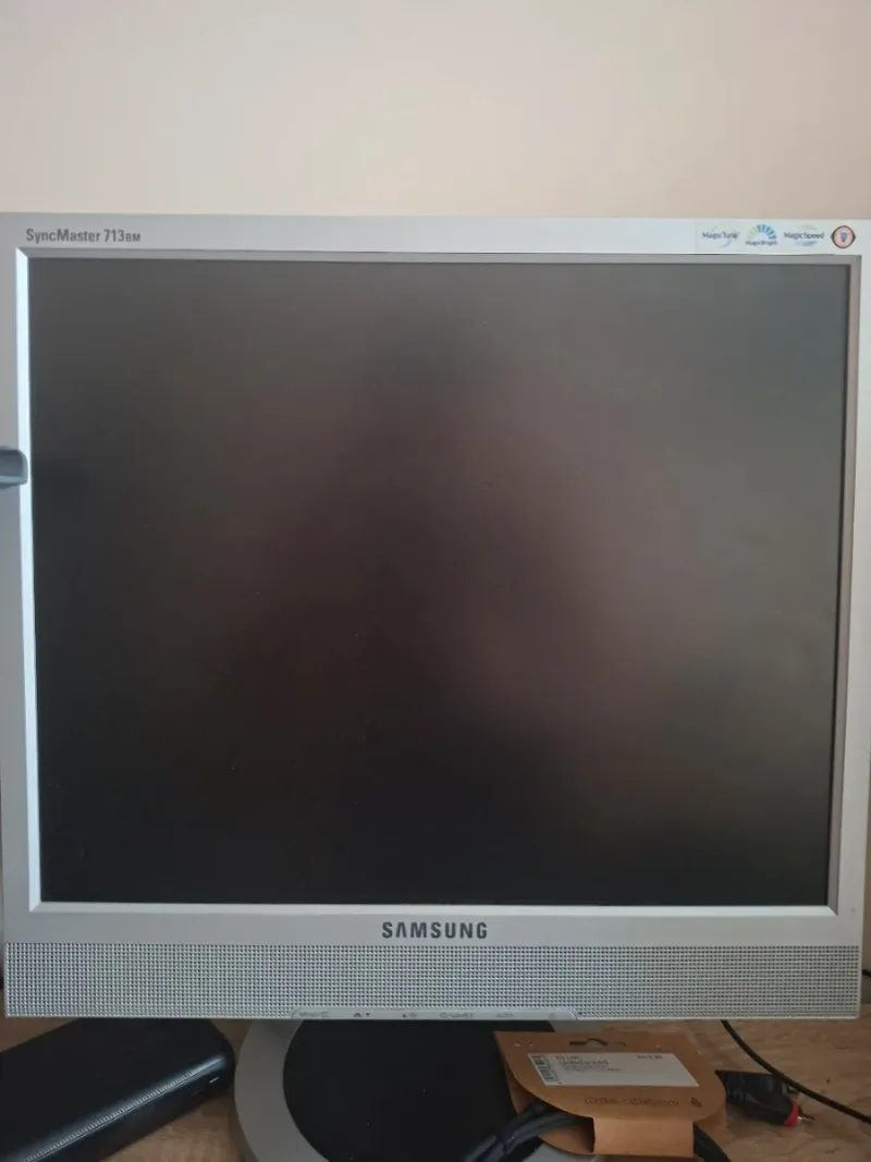 HP PC de sobremesa + Monitor afbeelding 3