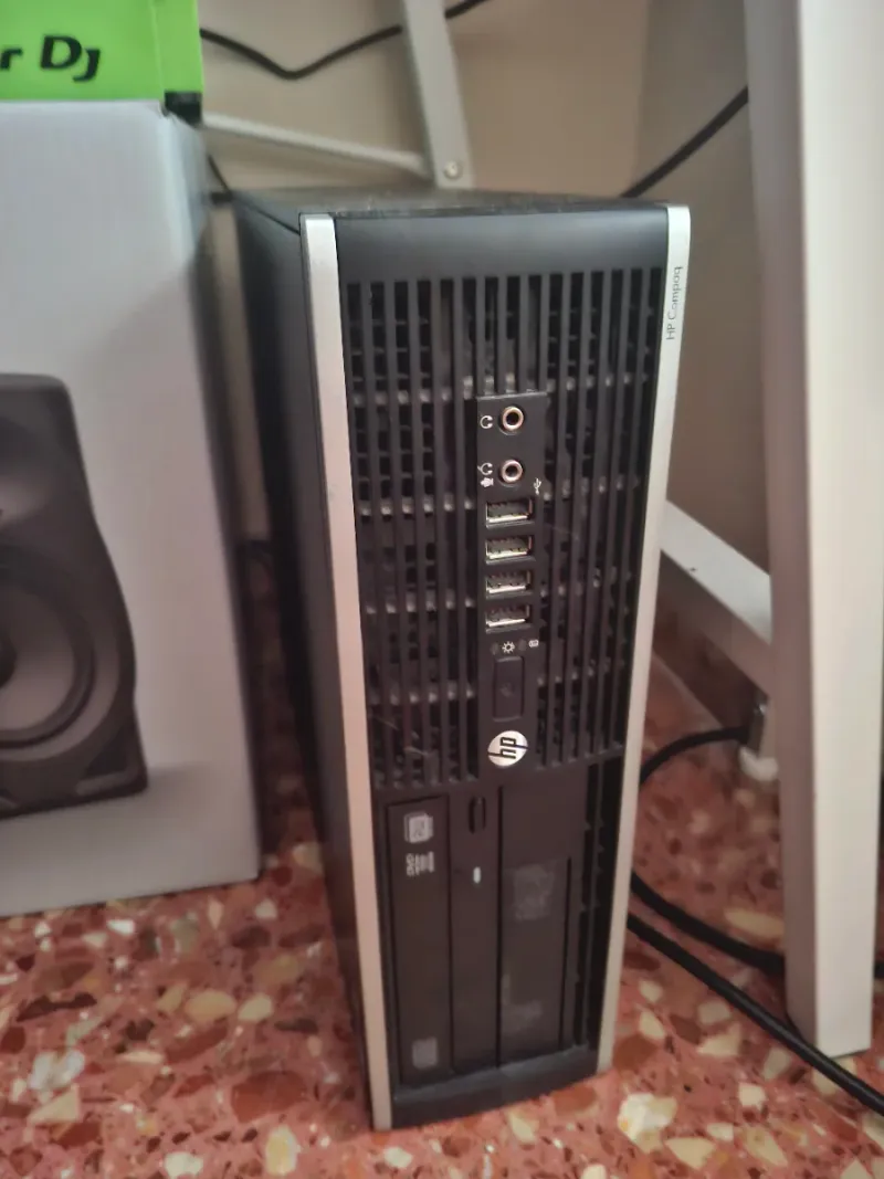 HP PC de sobremesa + Monitor afbeelding 4