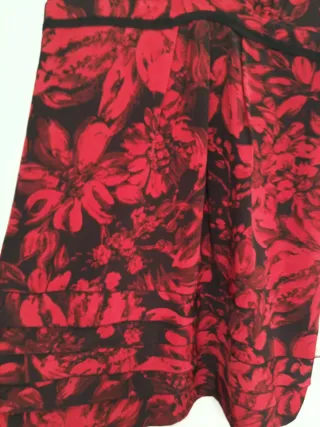 Vestido floral Simply Vera Vera Wang rojo