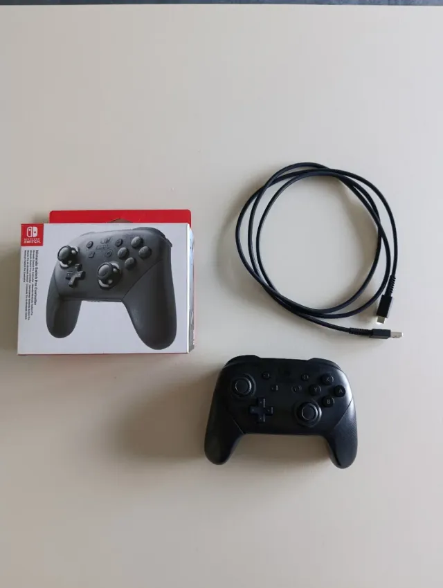 Nintendo Switch Pro Controller