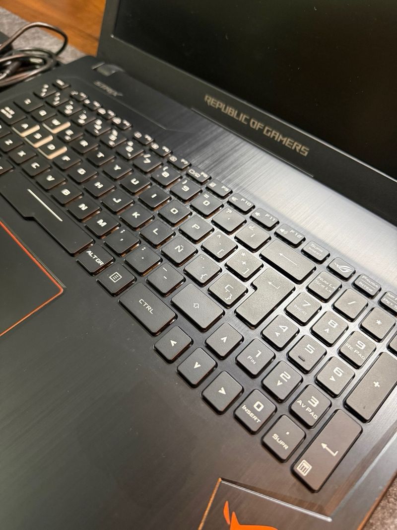 ASUS ROG Gaming i7 1TB + Caja y Cargador afbeelding 8