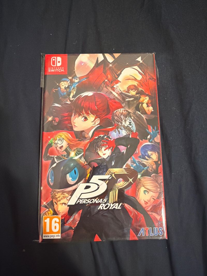 Persona 5 Royal Nintendo Switch + Steelbook