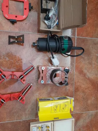 Accesorios para fresadora. 50 euro todo