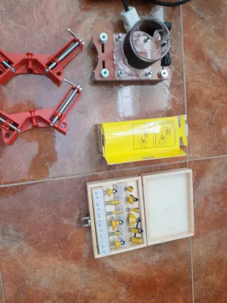 Accesorios para fresadora. 50 euro todo