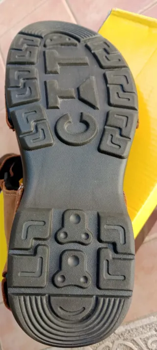 Sandalias con velcro Hombre Marrones