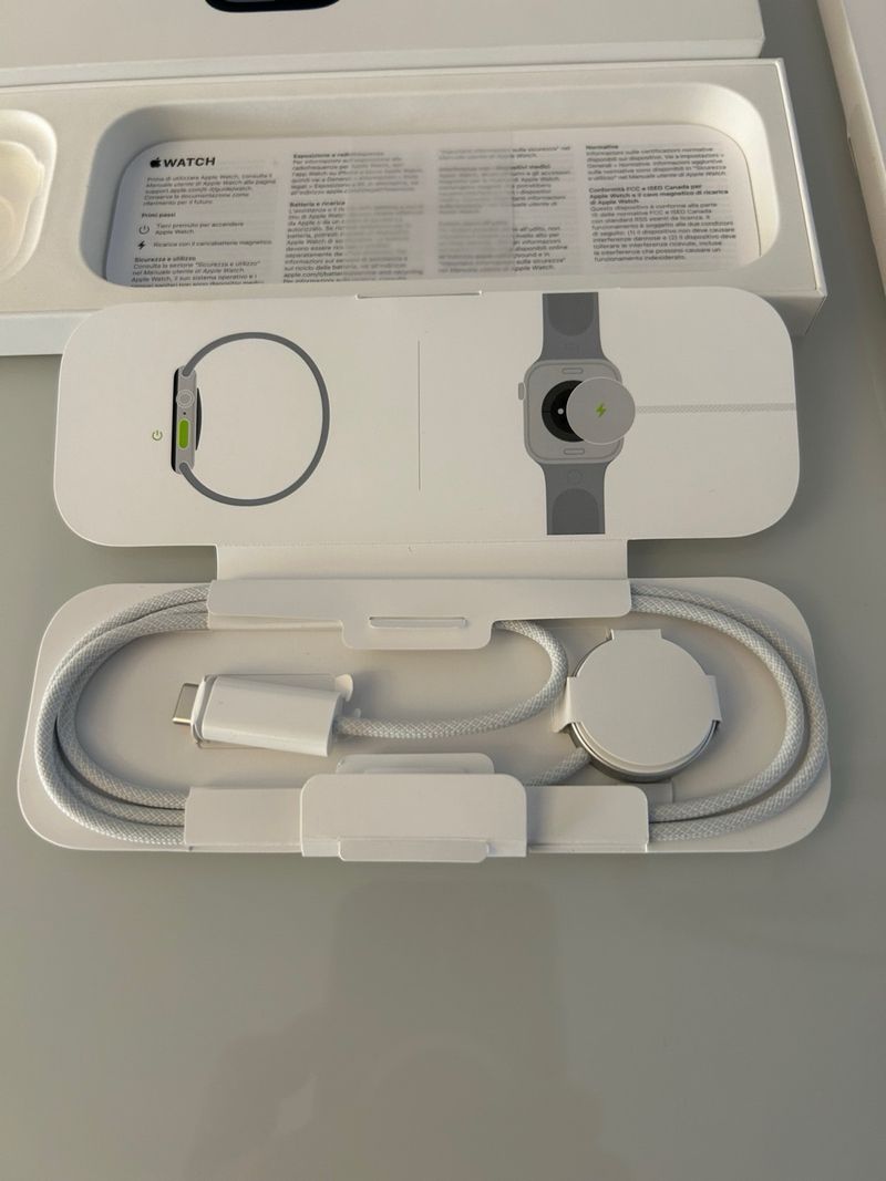Cargador Original USB-C Apple Watch y Correa 41mm. afbeelding 2