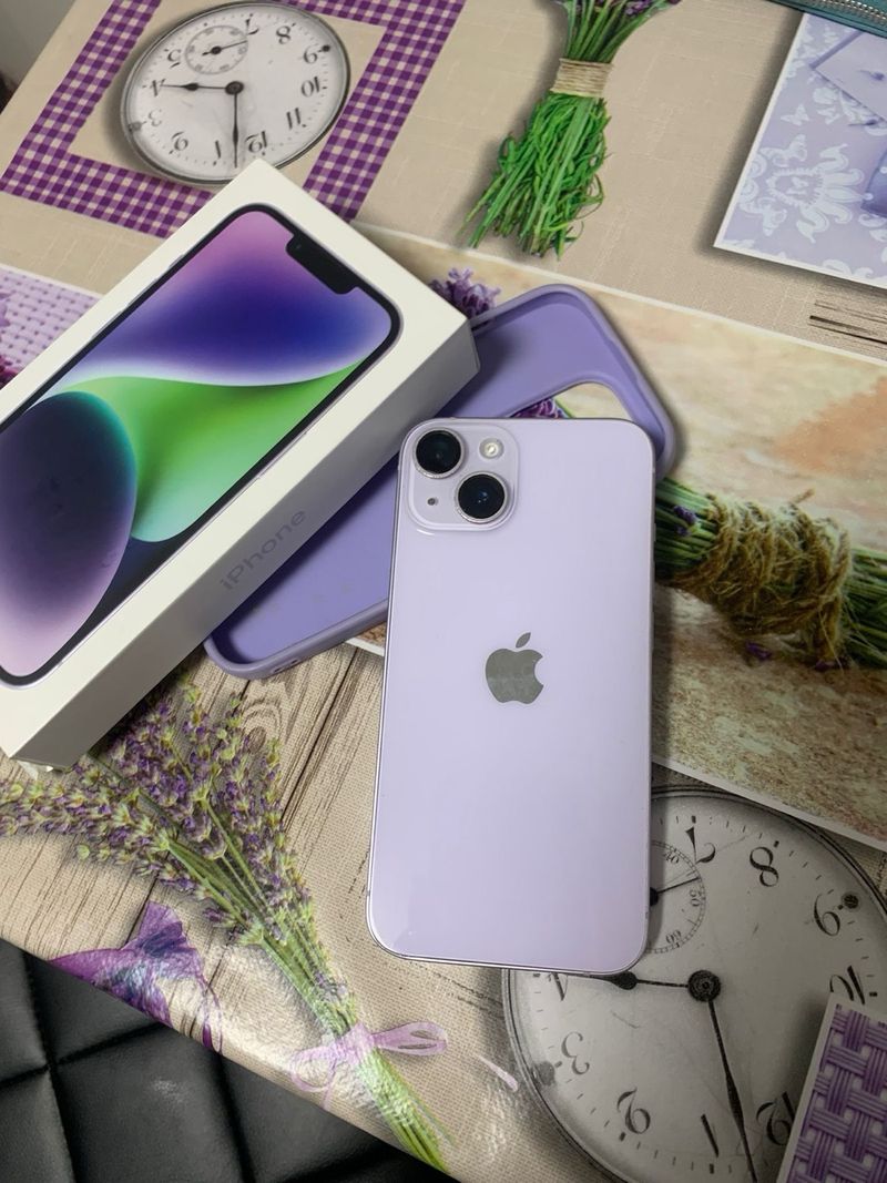 iPhone 14 Morado afbeelding 2