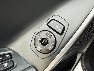 Hyundai Santa Fe 2.2 CRDi TECNO 4x4 7 PLAZAS con TECHO SOLAR, CUERO...