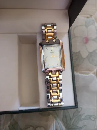 Reloj Viceroy bicolor dorado y plateado