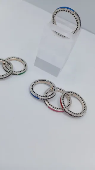 Anillo circonitas y esmaltado multicolor