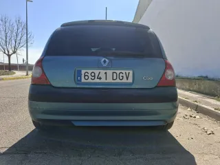 Renault Clio 2004