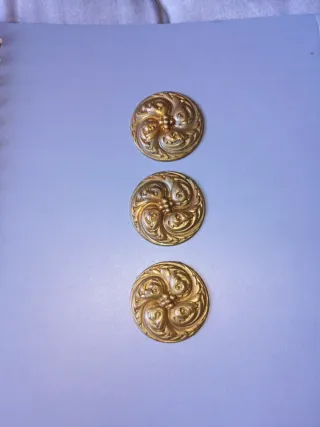 Apliques florales decoración muebles antiguos