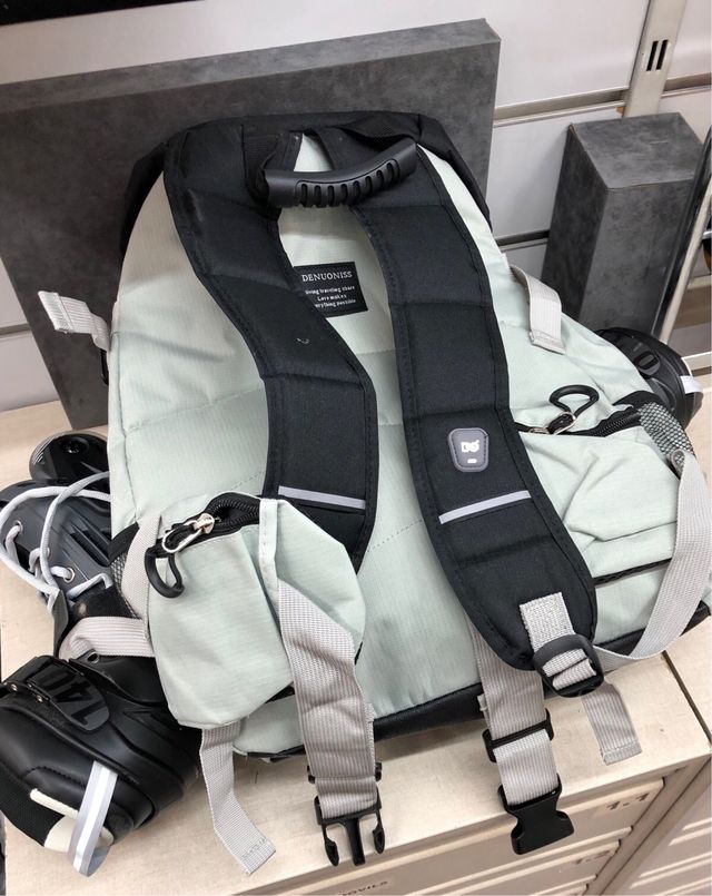 Mochila de transporte con patines