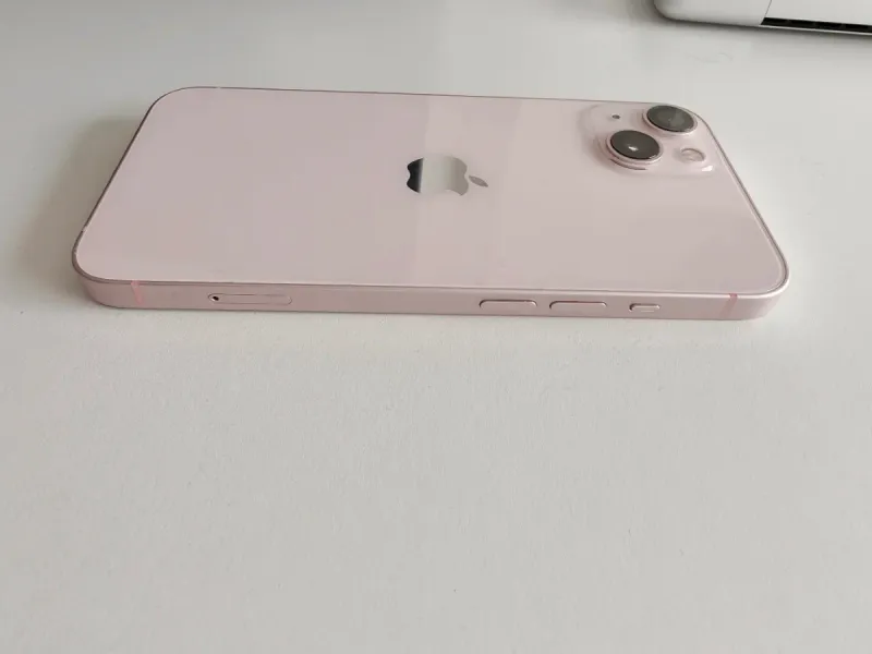 iPhone 13 Rosa 128GB afbeelding 2