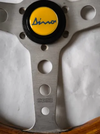 Volante Momo Madera Clásico