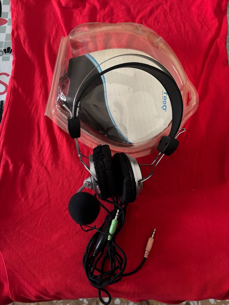 Auriculares TQH Estereo con Micrófono