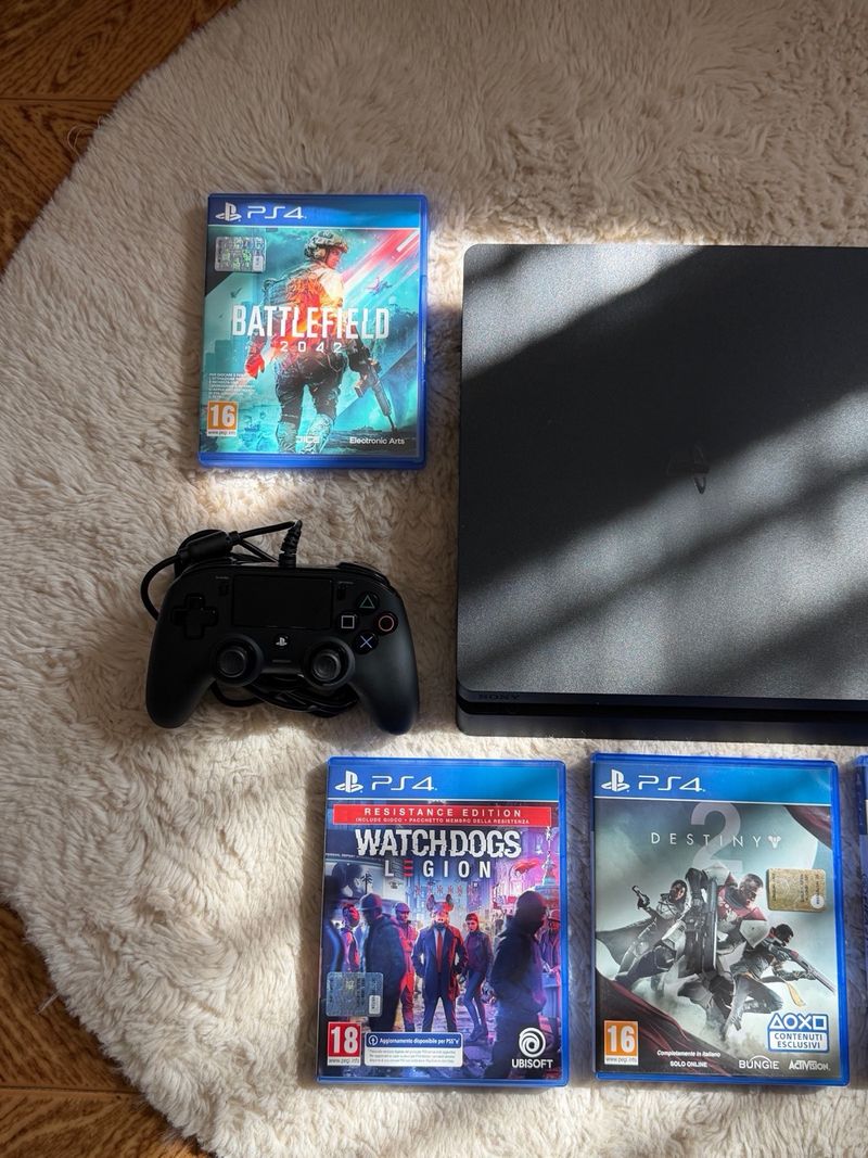 Playstation 4 Slim 500GB + Controlador + Juegos afbeelding 2