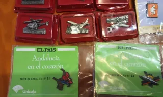 Lote de pins variados