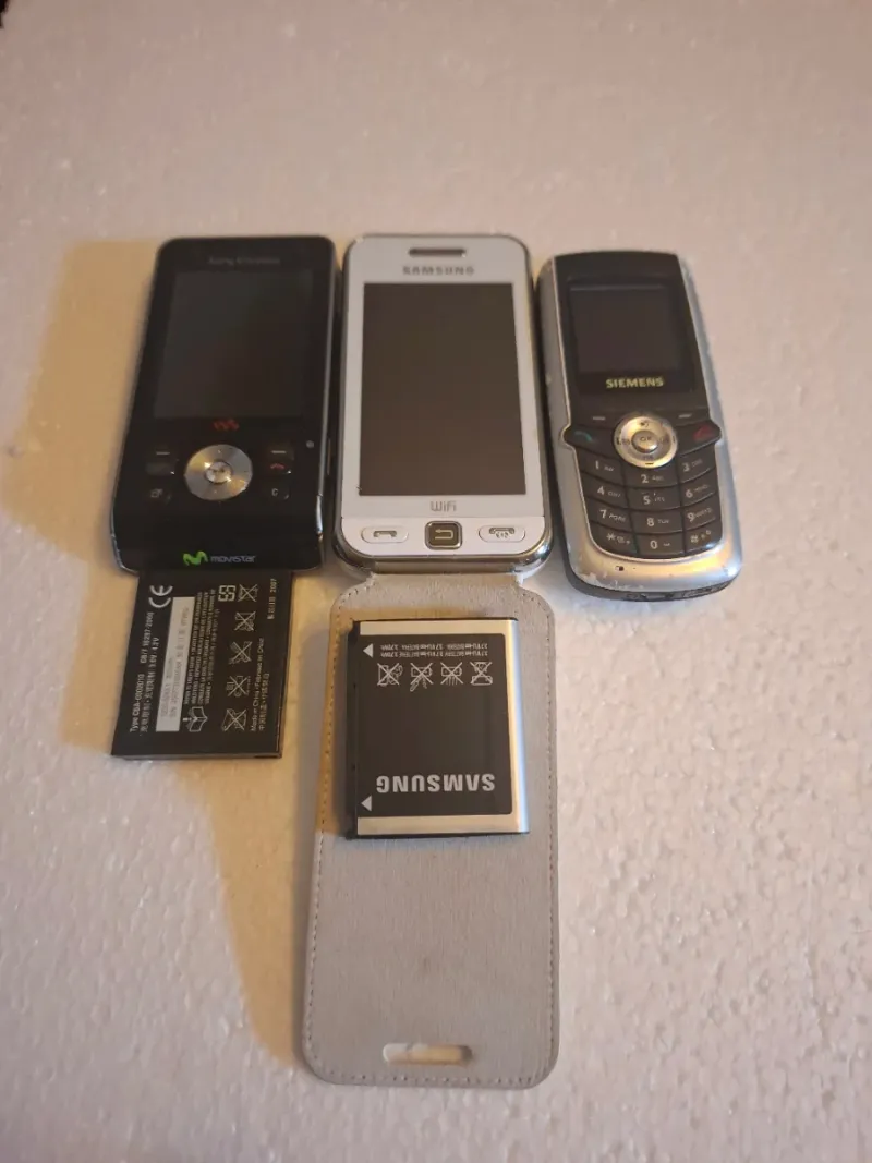 Lote 3 móviles: Siemens, Sony Ericsson, Samsung
