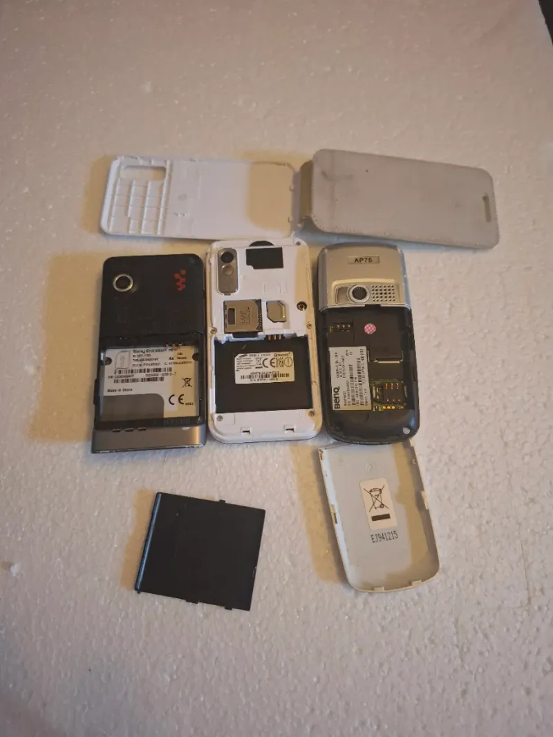 Lote 3 móviles: Siemens, Sony Ericsson, Samsung afbeelding 2