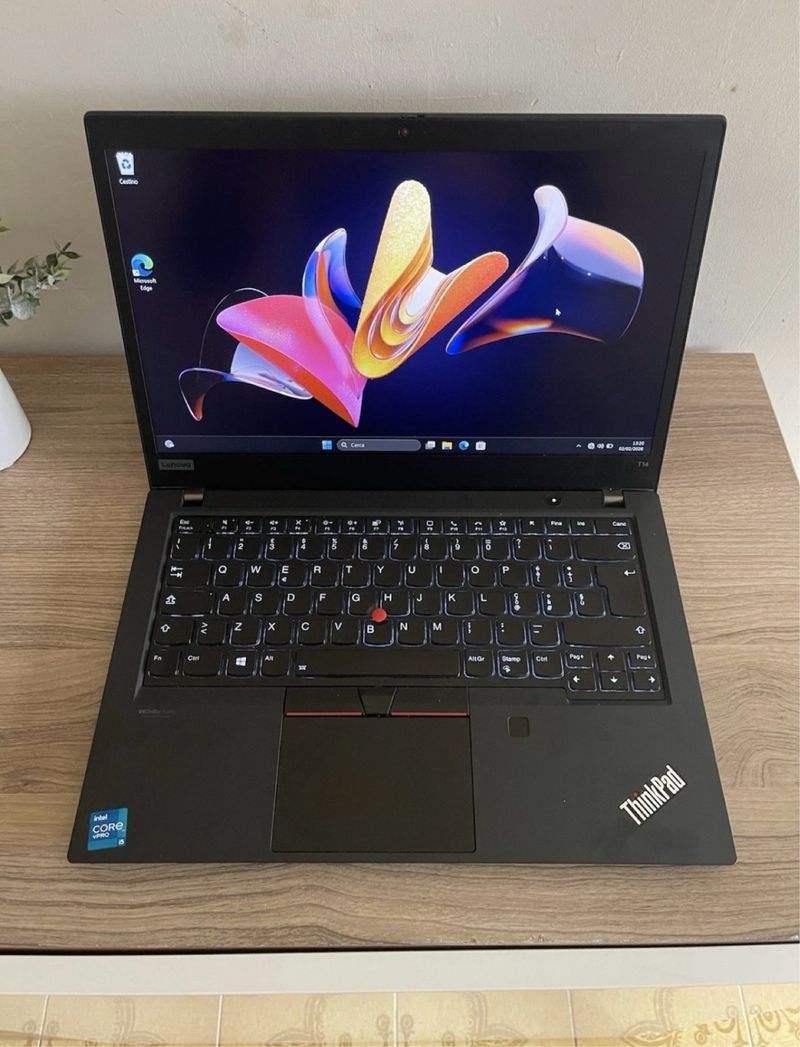Lenovo T14 Gen 2 i5-1135G7 16GB 256Ssd WIN 11 PRO